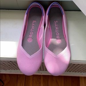 Rothy’s in Begonia, size 7